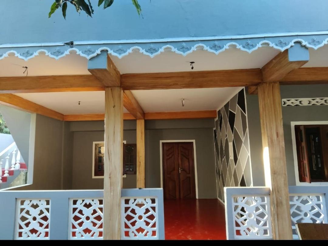 Enoch Guest House Mannar Exterior foto