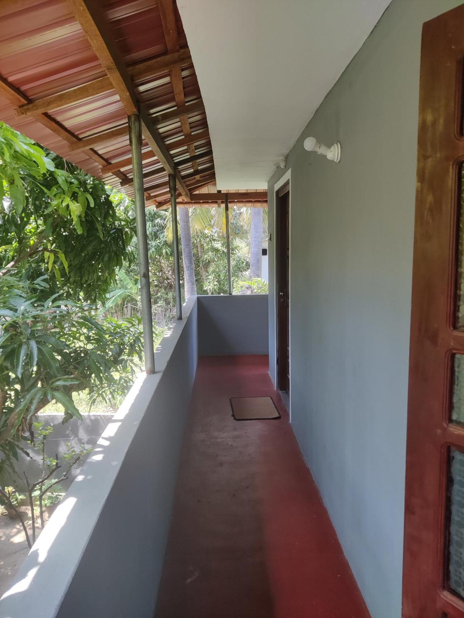 Enoch Guest House Mannar Exterior foto